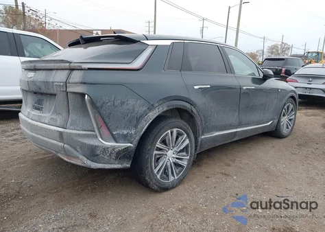 2024 Cadillac Lyriq Luxury W/1Sd z USA, uszkodzony, nr VIN 1GYKPRRK2RZ115439